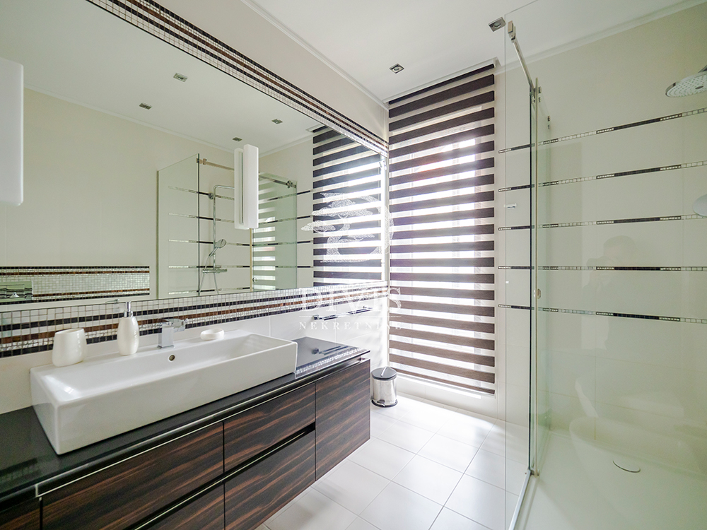 Slika 8 - Serdar Jola, Četvorosoban stan na prodaju, 234m2, 1.350.000€